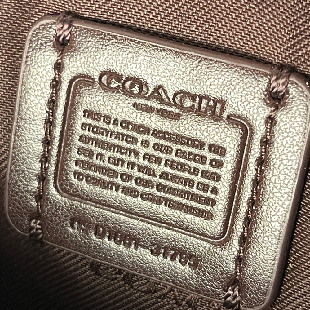COACH Sadie Border BRDR Rivet Clutch Black Pebble Leather Crossbody *No Strap* - Picture 13 of 15